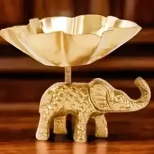 09 ku2 royal elephant metal urli